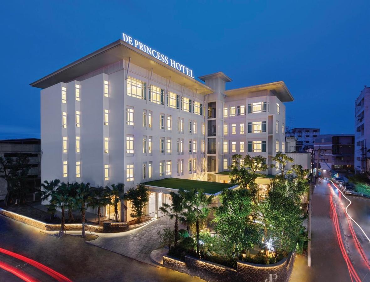 De Princess Hotel Udonthani Экстерьер фото