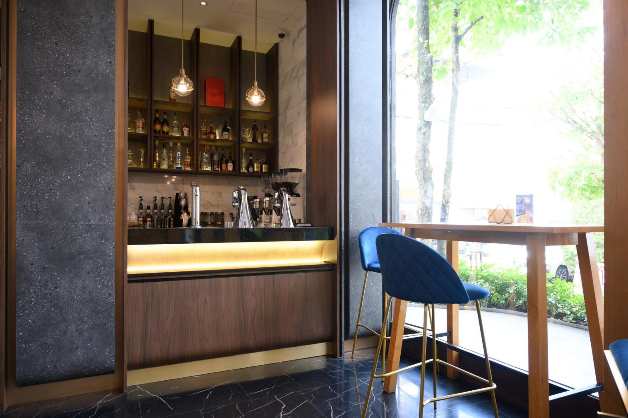 De Princess Hotel Udonthani Экстерьер фото